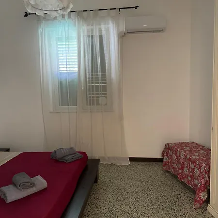 Martina アパート モンデッロ